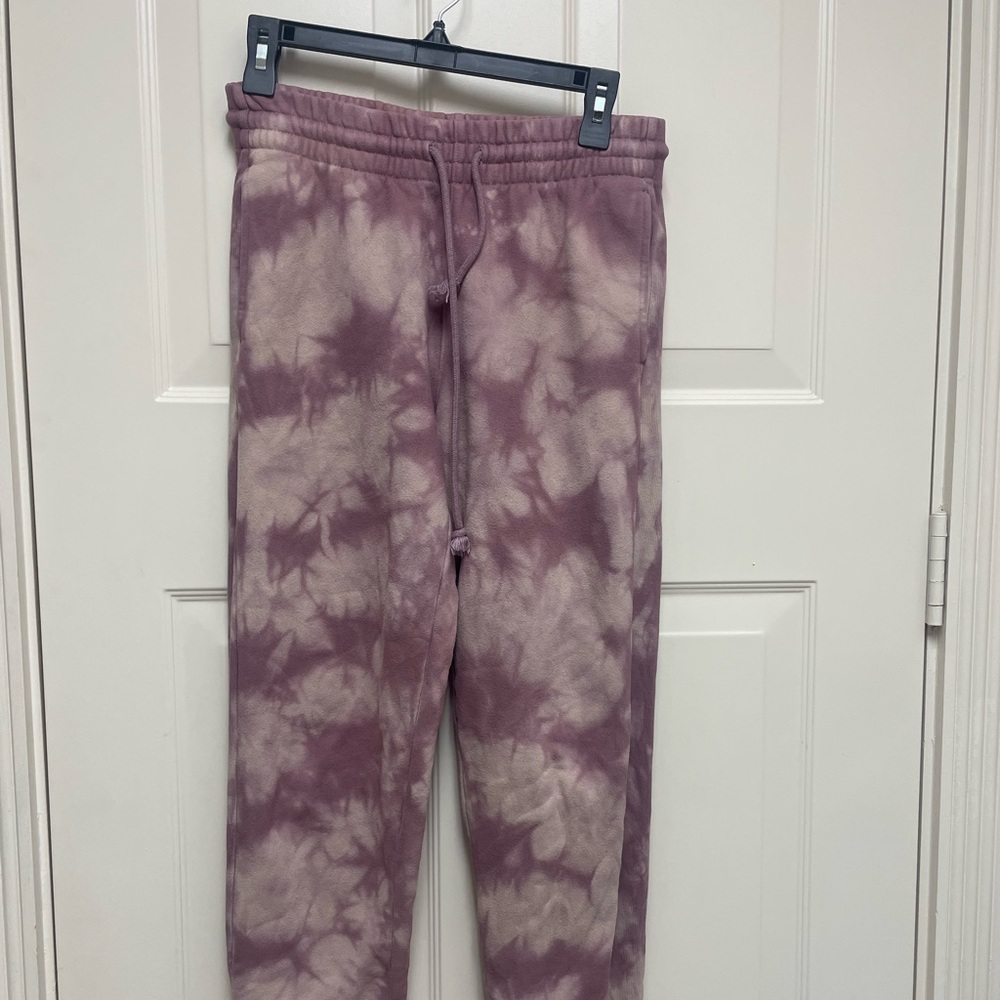 Aritzia sweatpants